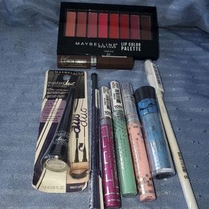 Makeup bundle
